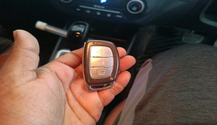 2018 Hyundai Creta SX AT 1.6 DIESEL, Diesel, Automatic, 1,07,709 km, interior