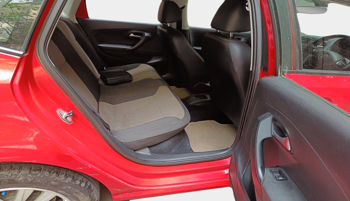 2016 Volkswagen Polo GT TSI AT, Petrol, Automatic, 1,27,428 km, interior