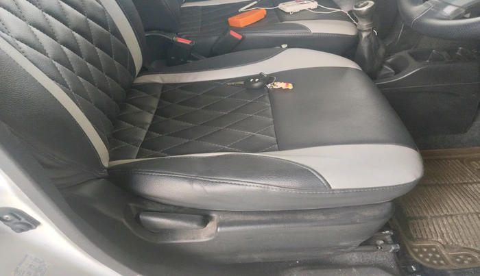 2013 Maruti Wagon R 1.0 VXI, Petrol, Manual, 57,053 km, interior