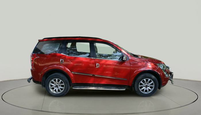 2016 Mahindra XUV500 W8, Diesel, Manual, 1,23,224 km, exterior