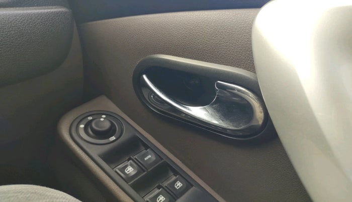 2017 Renault Duster 110 PS RXZ 4X2 AMT DIESEL, Diesel, Automatic, 87,758 km, interior