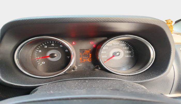 2017 Mahindra TUV300 T8, Diesel, Manual, 94,767 km, interior