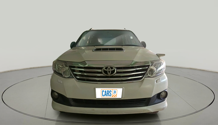 2013 Toyota Fortuner 3.0 4X2 AT, Diesel, Automatic, 1,57,881 km, exterior