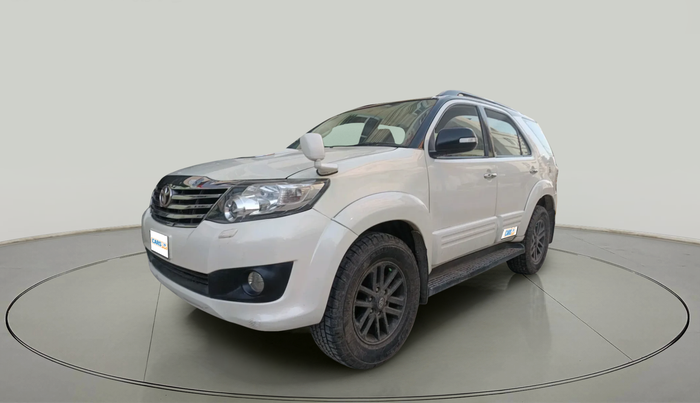 2013 Toyota Fortuner 3.0 4X2 AT, Diesel, Automatic, 1,57,881 km, exterior