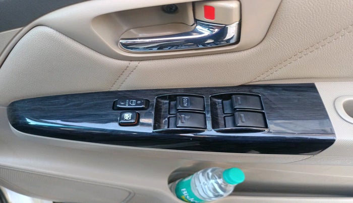 2013 Toyota Fortuner 3.0 4X2 AT, Diesel, Automatic, 1,57,881 km, interior