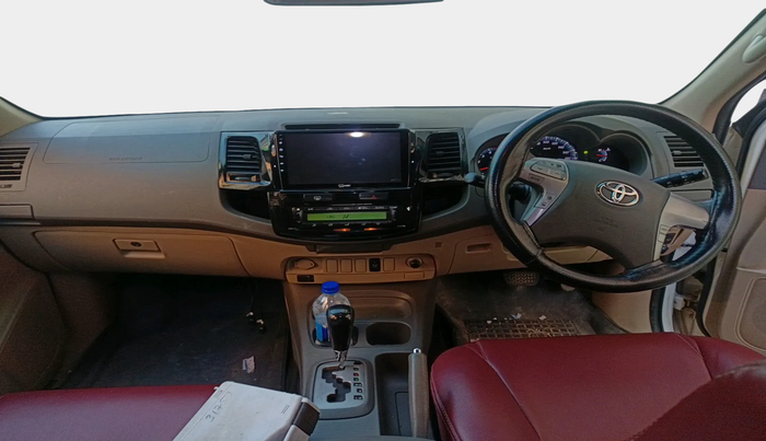2013 Toyota Fortuner 3.0 4X2 AT, Diesel, Automatic, 1,57,881 km, interior