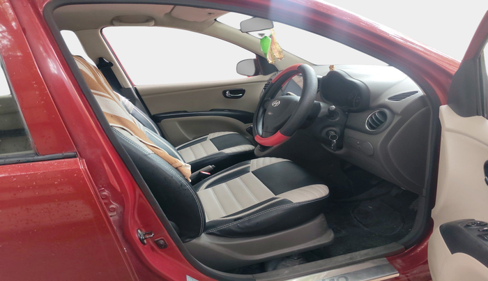 2013 Hyundai i10 MAGNA 1.2, Petrol, Manual, 52,068 km, interior