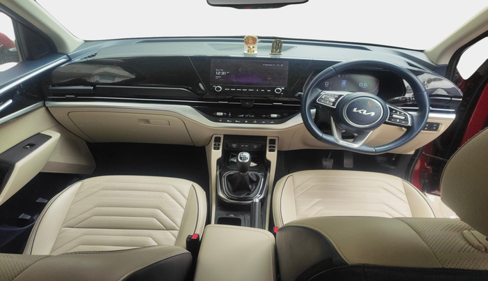 2023 KIA CARENS LUXURY 1.5 TURBO PETROL IMT 7 STR, Petrol, Manual, 16,637 km, interior
