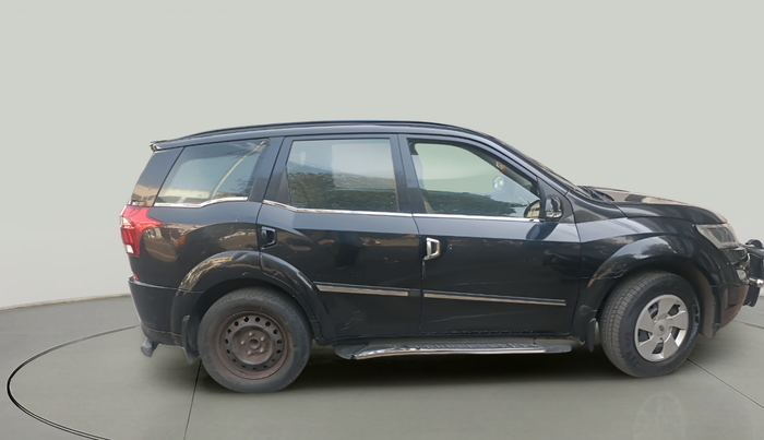 2018 Mahindra XUV500 W6, Diesel, Manual, 45,660 km, exterior