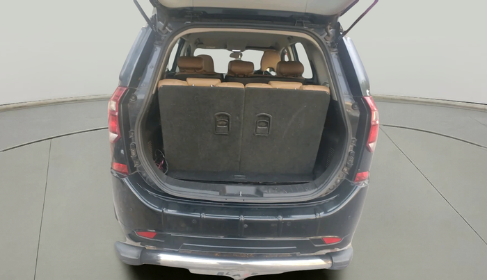 2018 Mahindra XUV500 W6, Diesel, Manual, 45,660 km, exterior