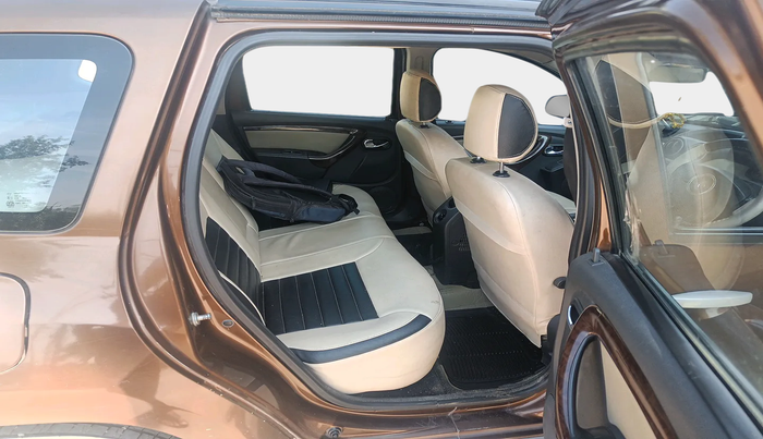 2012 Renault Duster 110 PS RXZ DIESEL, Diesel, Manual, 1,92,594 km, interior