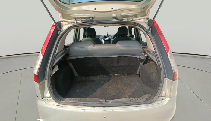 2011 Ford Figo ZXI 1.4 DIESEL, Diesel, Manual, 1,53,739 km, exterior