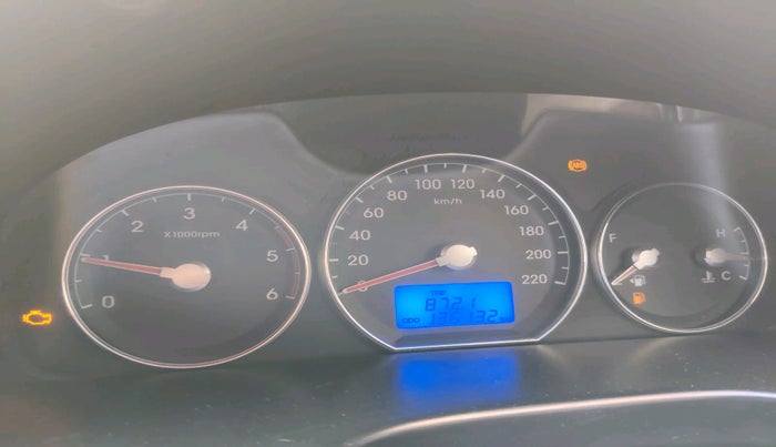 2011 Hyundai Santa Fe 2 WD, Diesel, Manual, 1,36,132 km, interior