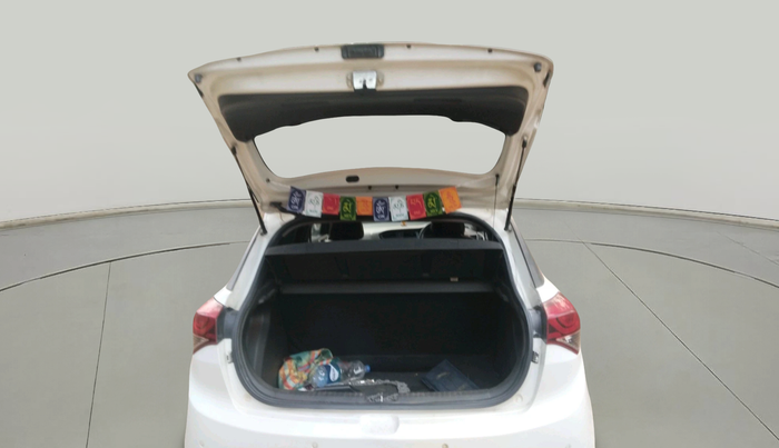 2015 Hyundai Elite i20 SPORTZ 1.2 (O), Petrol, Manual, 1,26,137 km, exterior