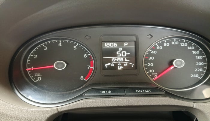 2015 Volkswagen Vento HIGHLINE PETROL AT, Petrol, Automatic, 64,381 km, interior