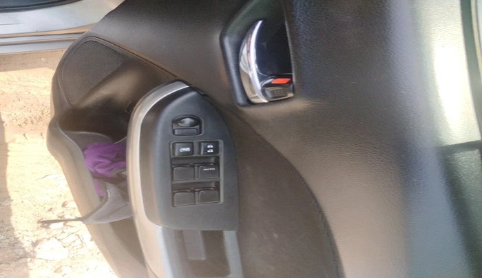 2017 Maruti Baleno ZETA DIESEL 1.3, Diesel, Manual, 1,01,627 km, interior