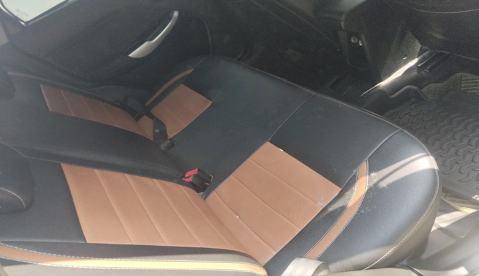 2017 Maruti Baleno ZETA DIESEL 1.3, Diesel, Manual, 1,01,627 km, interior