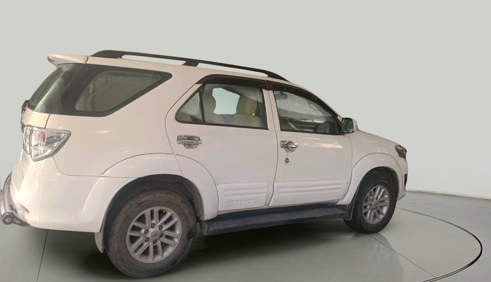 2013 Toyota Fortuner 3.0 4X4 MT, Diesel, Manual, 1,16,638 km, exterior