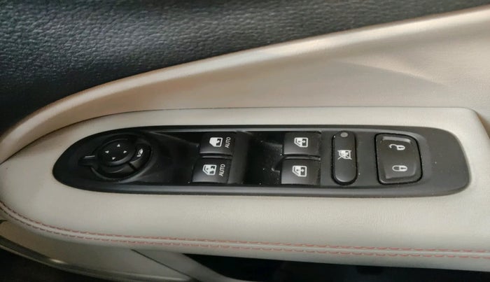 2017 Jeep Compass LIMITED 2.0 DIESEL, Diesel, Manual, 68,963 km, interior