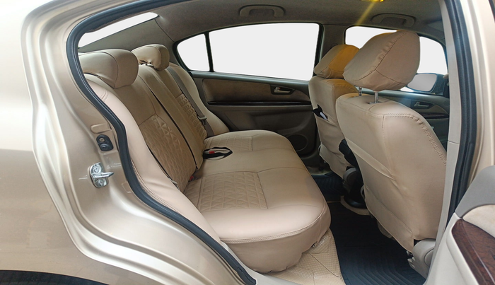 2010 Maruti SX4 ZXI, Petrol, Manual, 1,07,599 km, interior