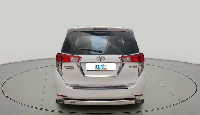 2016 Toyota Innova Crysta 2.4 ZX 7 STR, Diesel, Manual, 1,59,405 km, exterior