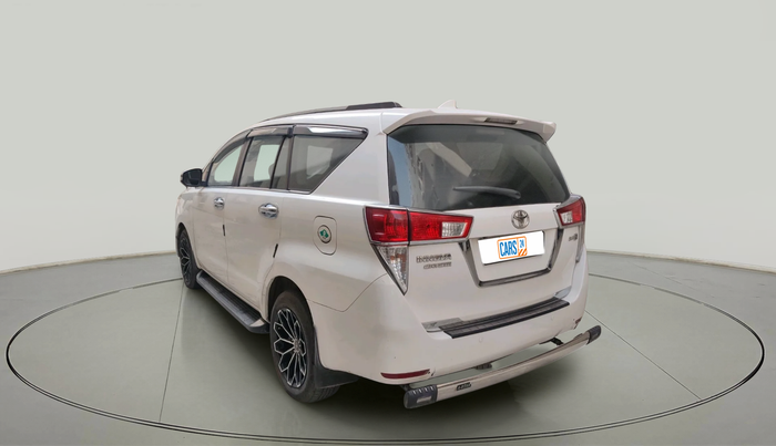 2016 Toyota Innova Crysta 2.4 ZX 7 STR, Diesel, Manual, 1,59,405 km, exterior