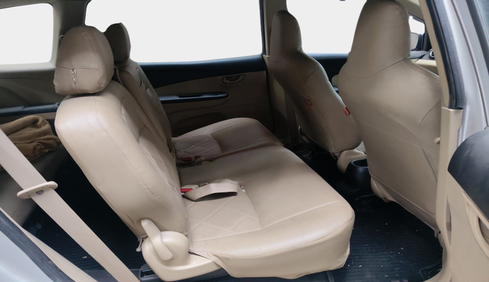 2014 Honda Mobilio 1.5L I-DTEC V, Diesel, Manual, 73,247 km, interior