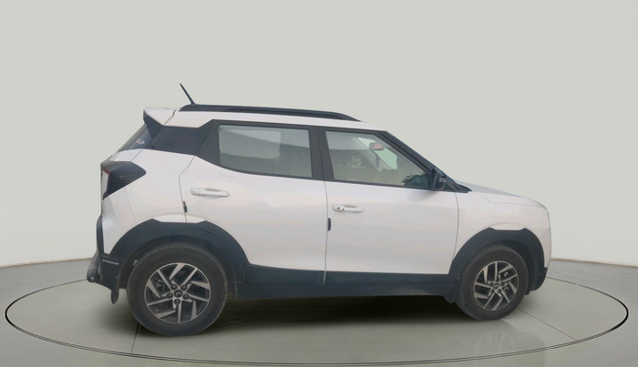 2025 Mahindra XUV 3XO AX5 1.2 L TCMPFi, Petrol, Manual, 3,143 km, exterior