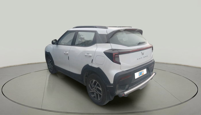 2025 Mahindra XUV 3XO AX5 1.2 L TCMPFi, Petrol, Manual, 3,143 km, exterior
