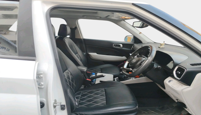 2022 Hyundai VENUE SX 1.2 PETROL, Petrol, Manual, 75,517 km, interior