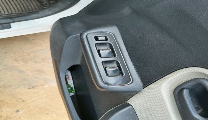 2016 Maruti Alto K10 LXI (O), Petrol, Manual, 95,603 km, interior