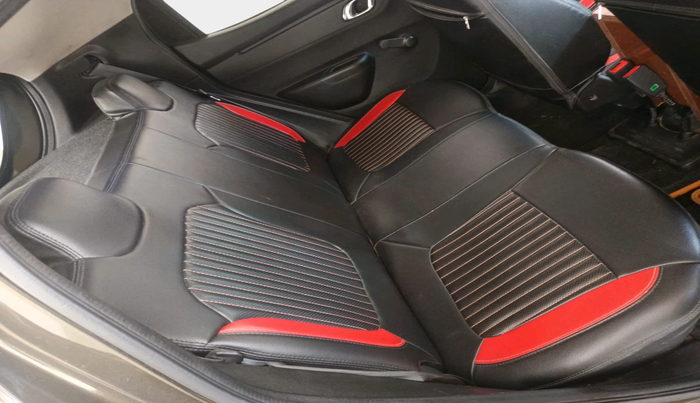 2018 Renault Kwid RXT 1.0 AMT, Petrol, Automatic, 68,430 km, interior