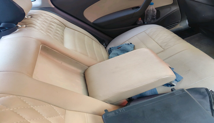 2011 Volkswagen Vento HIGHLINE DIESEL 1.6, Diesel, Manual, 1,24,468 km, interior