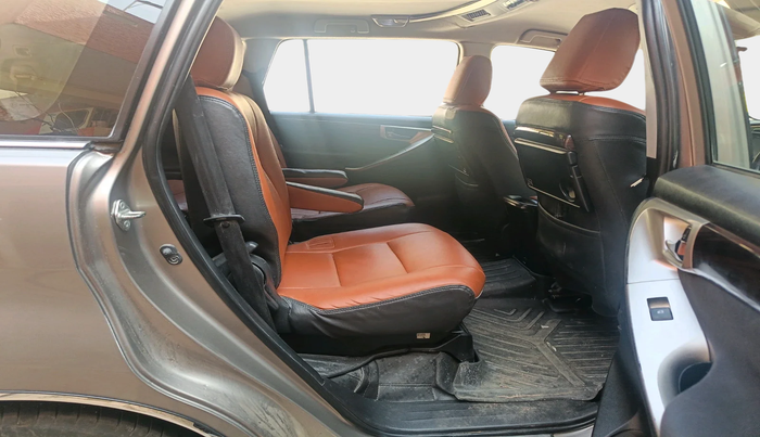 2018 Toyota Innova Crysta 2.4 ZX 7 STR, Diesel, Manual, 1,11,912 km, interior