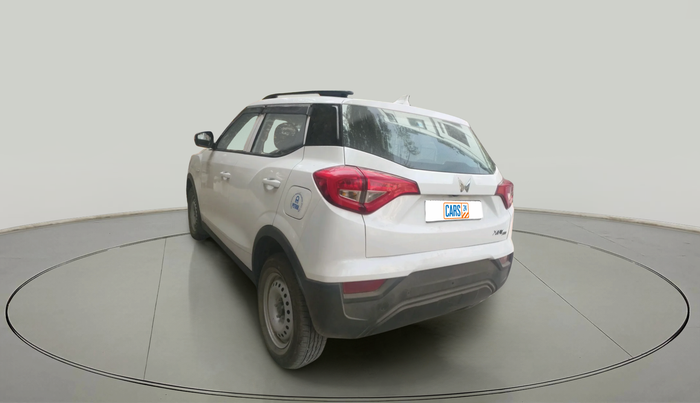 2024 Mahindra XUV300 W4 1.2 PETROL, Petrol, Manual, 12,902 km, exterior