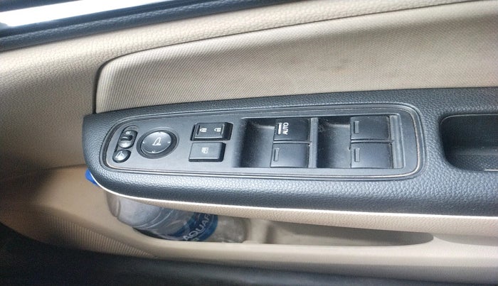 2020 Honda Amaze 1.2L I-VTEC VX CVT, Petrol, Automatic, 1,00,197 km, interior