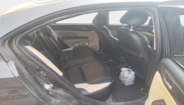 2020 Honda Amaze 1.2L I-VTEC VX CVT, Petrol, Automatic, 1,00,197 km, interior