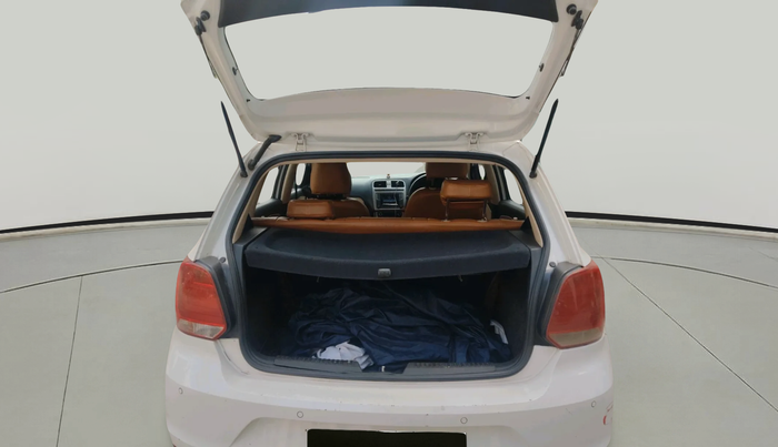 2016 Volkswagen Polo HIGHLINE1.2L, Petrol, Manual, 85,744 km, exterior