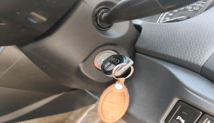 2017 Maruti Vitara Brezza VDI (O), Diesel, Manual, 1,27,763 km, interior