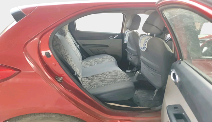2018 Tata Tiago XZ PETROL, Petrol, Manual, 70,624 km, interior