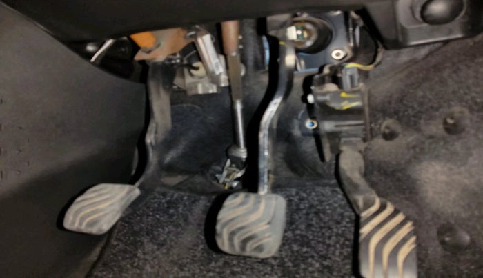 2021 Renault Kiger RXZ MT, Petrol, Manual, 34,471 km, interior