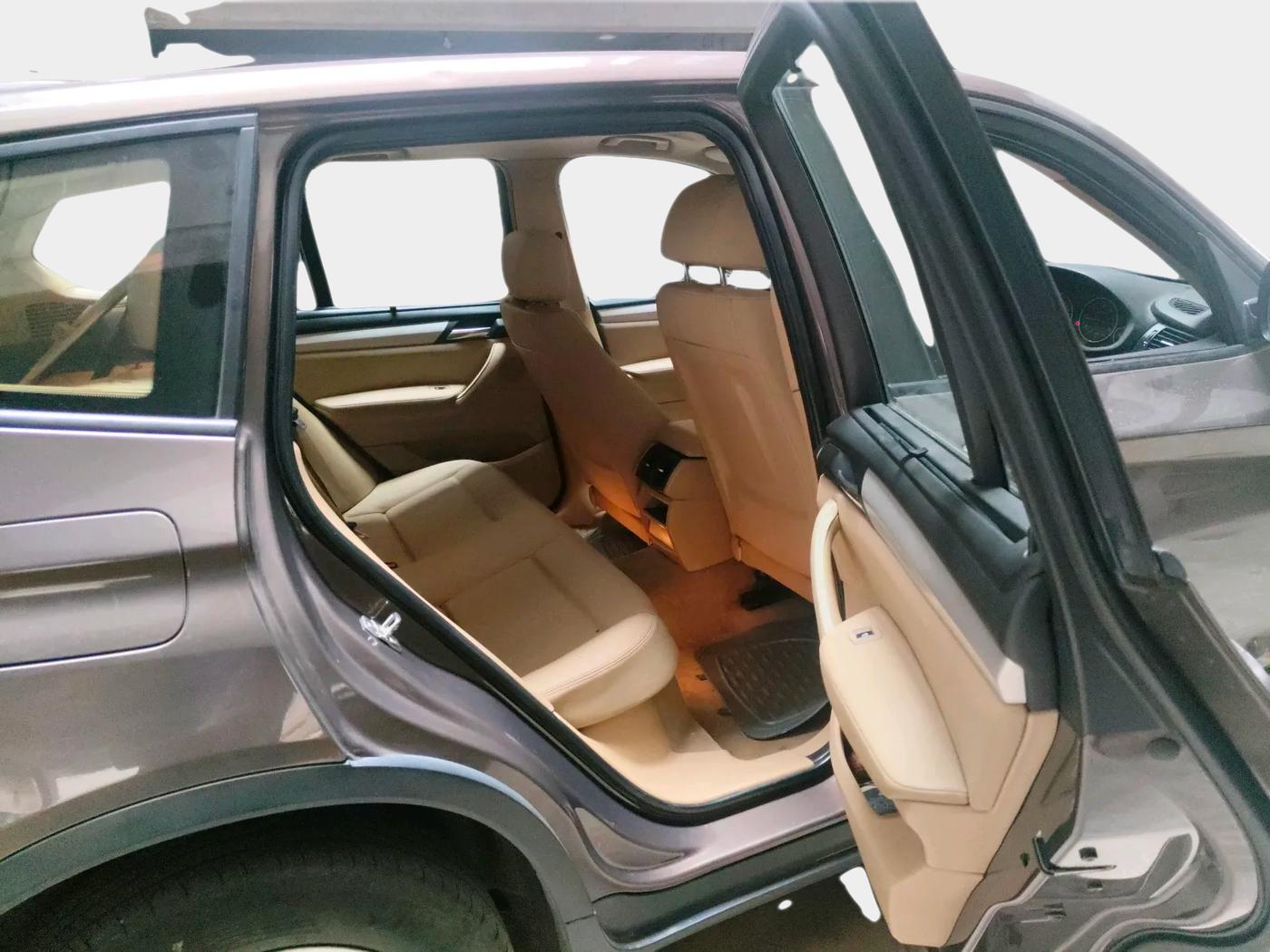 2013 BMW X3 XDRIVE 20D, Diesel, Automatic, 1,58,257 km, interior