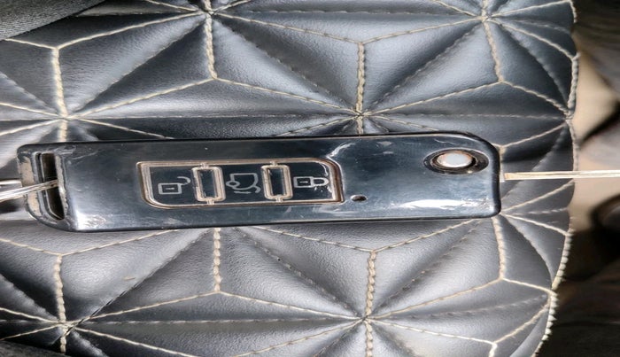 2015 Mahindra XUV500 W6, Diesel, Manual, 93,607 km, interior