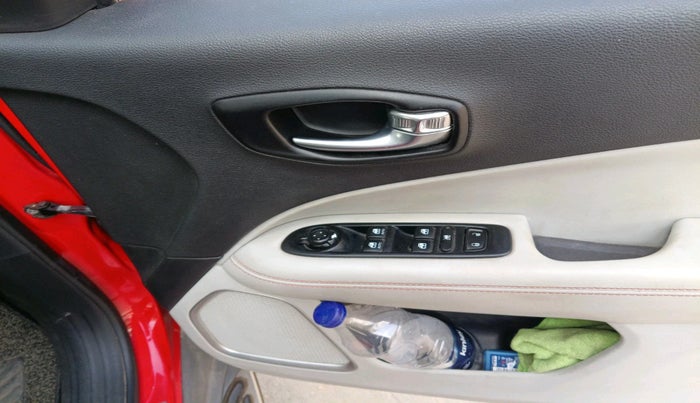 2018 Jeep Compass LIMITED (O) 2.0 DIESEL, Diesel, Manual, 1,14,776 km, interior