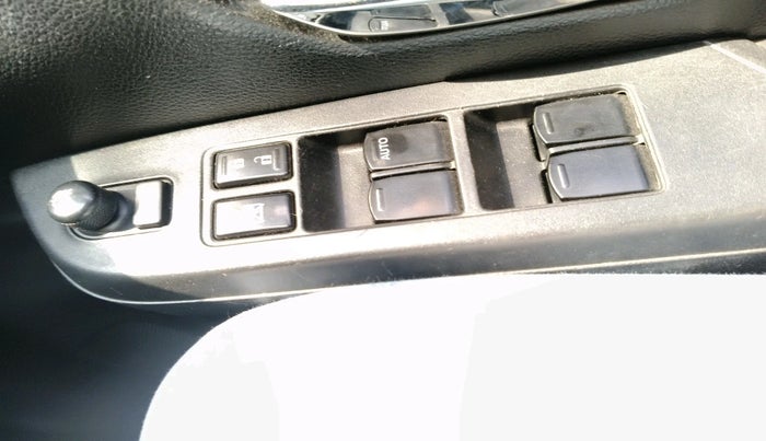 2020 Maruti XL6 ZETA MT, Petrol, Manual, 1,08,287 km, interior