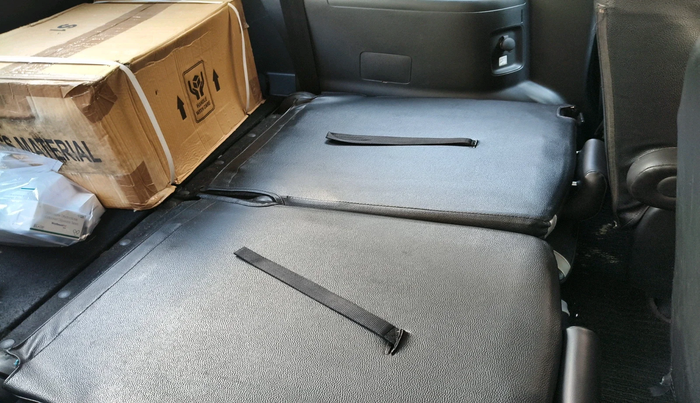 2020 Maruti XL6 ZETA MT, Petrol, Manual, 1,08,287 km, interior