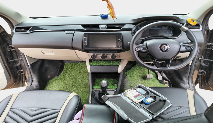2022 Renault TRIBER RXT AMT, Petrol, Automatic, 91,417 km, interior