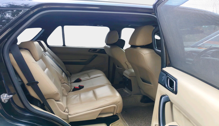 2019 Ford Endeavour TITANIUM PLUS 2.2 4X2 AT SUNROOF, Diesel, Automatic, 96,501 km, interior