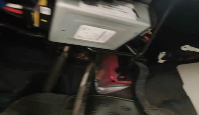 2020 Mahindra XUV300 W8 (O) 1.5 DIESEL AMT, Diesel, Automatic, 46,890 km, interior