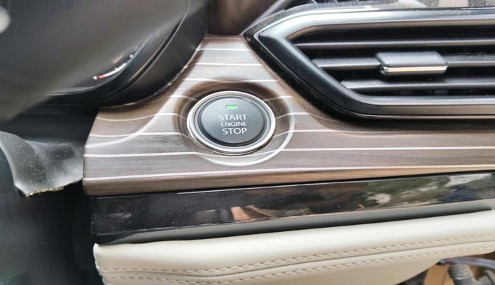 2024 Tata Safari ACCOMPLISHED PLUS DUAL TONE AT, Diesel, Automatic, 35,387 km, interior